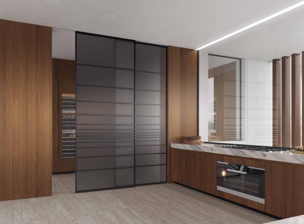 cocina abierta con puertas correderas